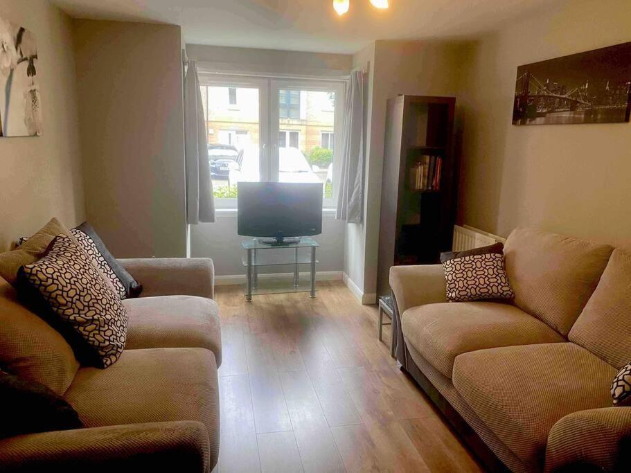 Spacious Ground Floor 2 Bed By Lains Lettings アバディーン エクステリア 写真